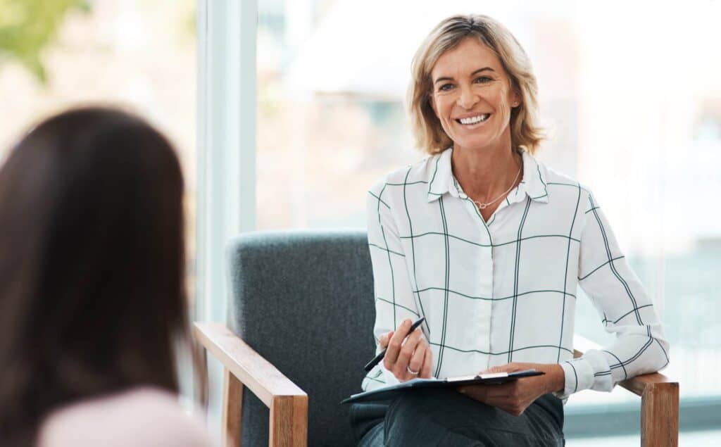 Therapist providing support to a client in South Jersey co-occurring disorder treatment.